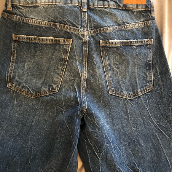 OWN Blue Denim “Twist Leg Mom” Jean NWT. W 28 xL 32. - Picture 5 of 5